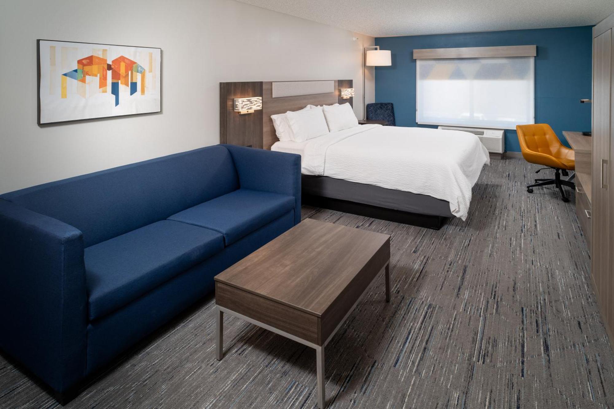 Holiday Inn Express & Suites Fairmont By Ihg Zewnętrze zdjęcie